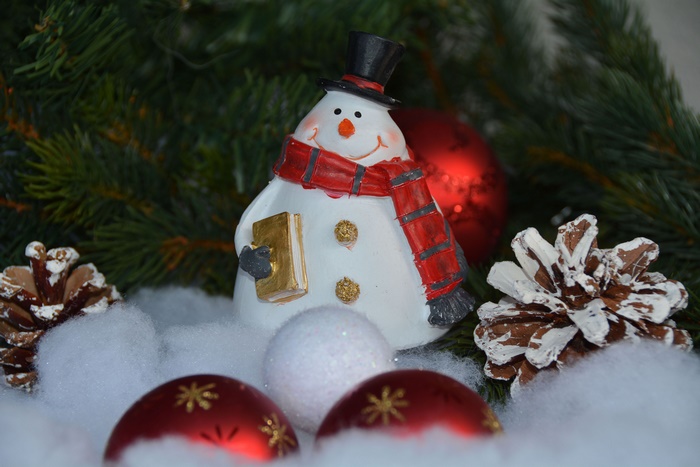 Christmas Snowman Figurine with Baubles and Pine Cones