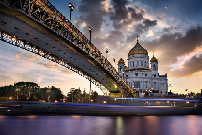 Cathedral of Christ the Saviour and Bridge in Moscow, Russia