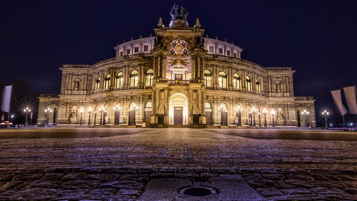 Semperoper Dresden Germany at Night 4K