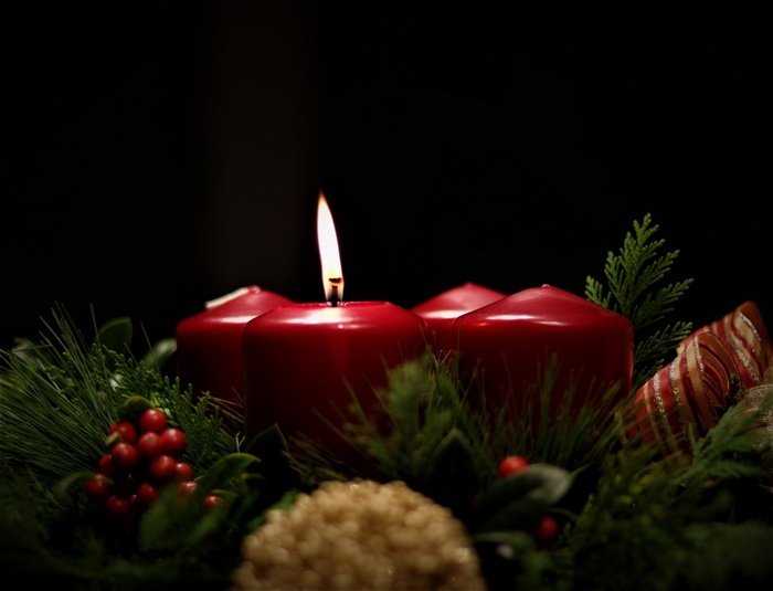 Christmas Advent Wreath with Red Candles and Ornaments