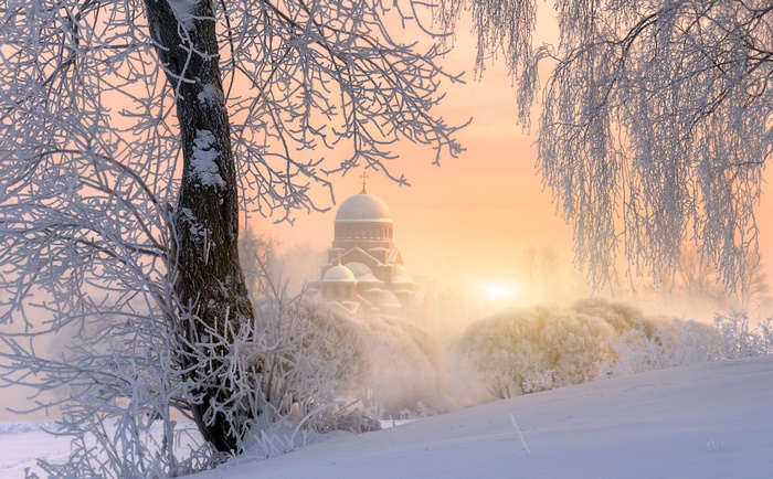 Church in Fog at Winter Dawn
