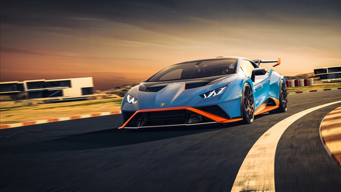 Blue Lamborghini Huracán STO 4K on a race track