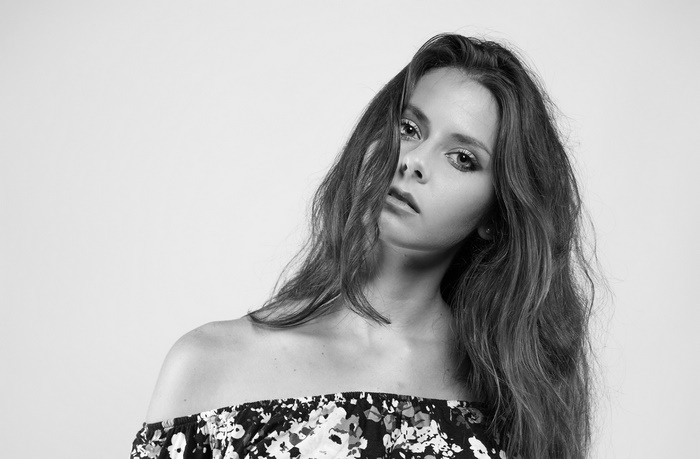 Black and white portrait of a young woman