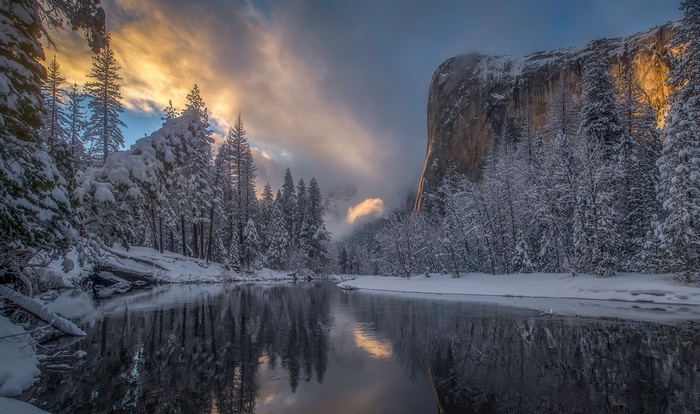 Winter scene in Yosemite National Park with Merced River and El Capitan