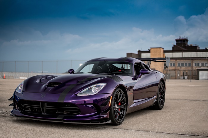 Purple Dodge Viper ACR 4K