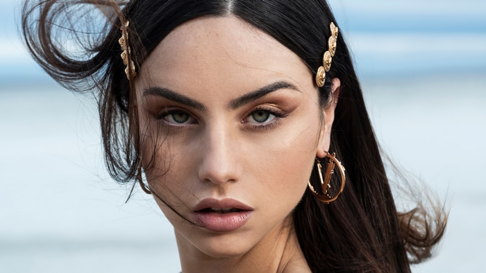 Luci Levant 4K