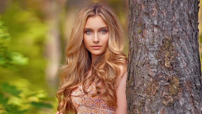 Alexandra Lenarchyk in a forest