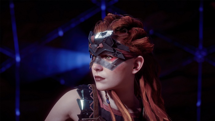 Aloy from Horizon Zero Dawn wearing a mask