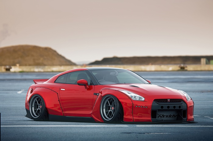 Red Widebody Nissan GT-R 4K