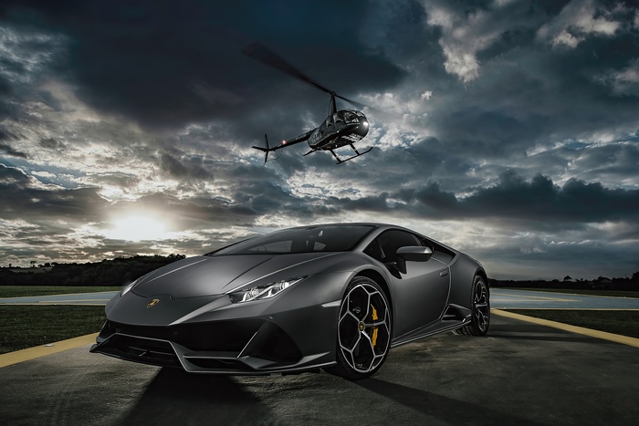 Lamborghini Huracan Evo with Helicopter