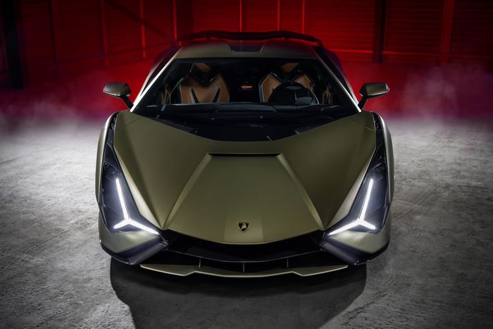 Lamborghini Sian front view