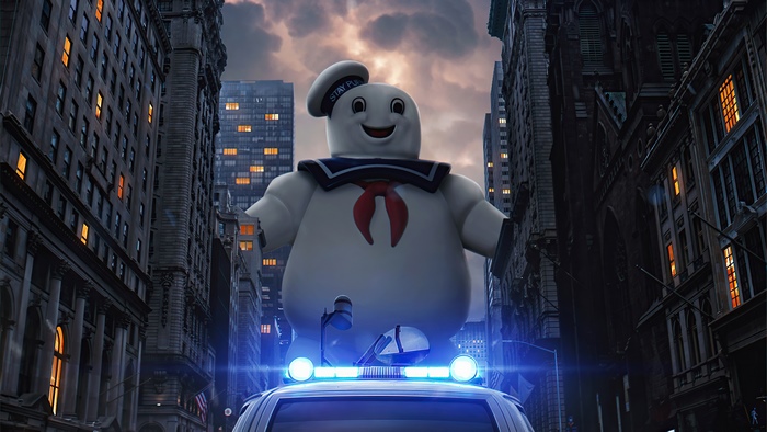 Stay Puft Marshmallow Man from Ghostbusters on a police car