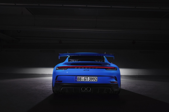 Blue Porsche GT3 4K