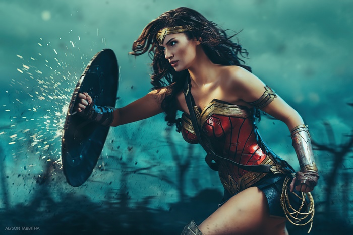 Wonder Woman with shield and lasso
