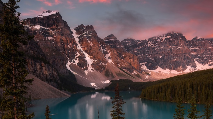 Majestic Mountains and Tranquil Lake in