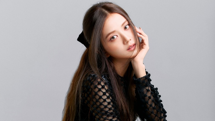 Jisoo from Blackpink in a black outfit