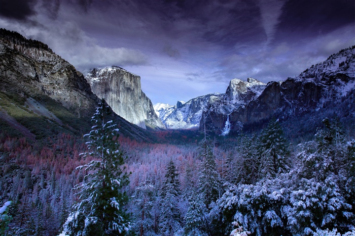 Yosemite National Park in Winter with El Capitan