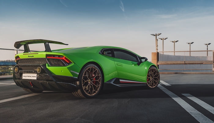 Green Lamborghini Huracan Performante Rear View