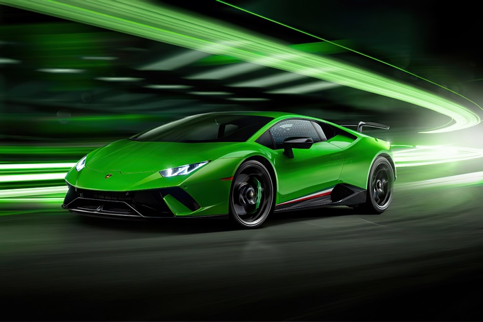 Green Lamborghini Huracan Performante Spyder 4K