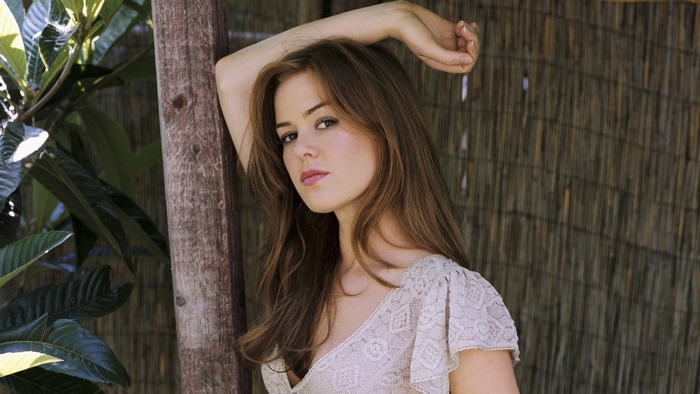Isla Fisher posing outdoors