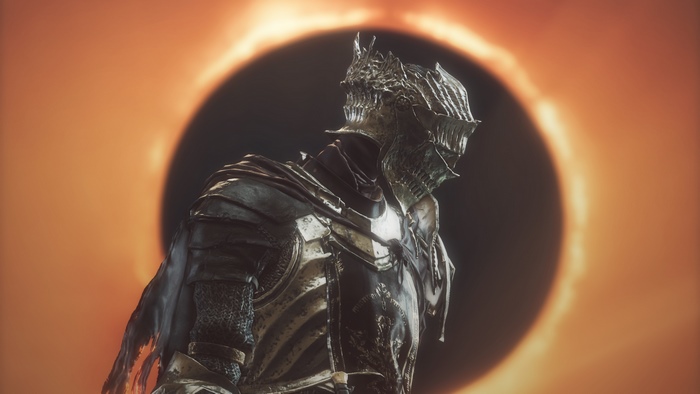 Dark Souls 3 Knight in front of eclipse