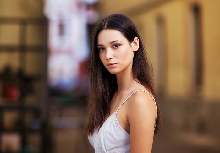 Mariya Volokh Portrait in Soft Natural Light