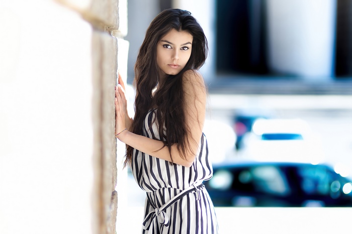 Nicole Ceretta in a stylish striped outfit