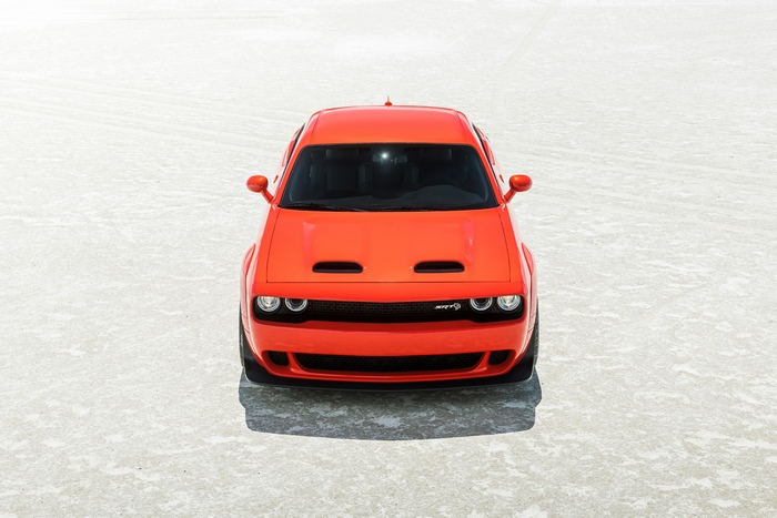 Orange Dodge Challenger SRT Hellcat 4K