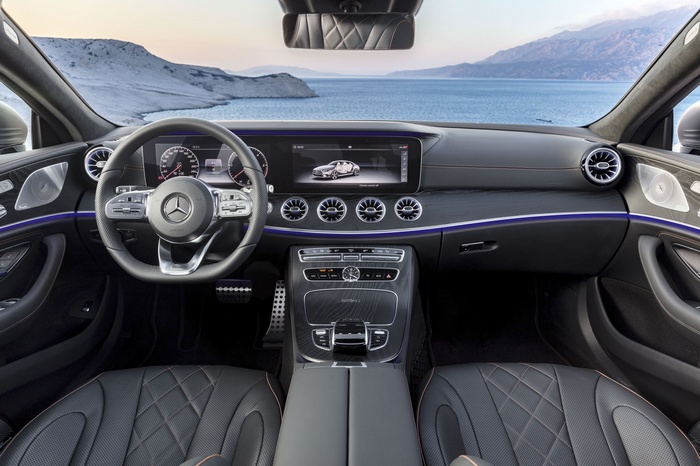 Mercedes-Benz CLS 4K Interior