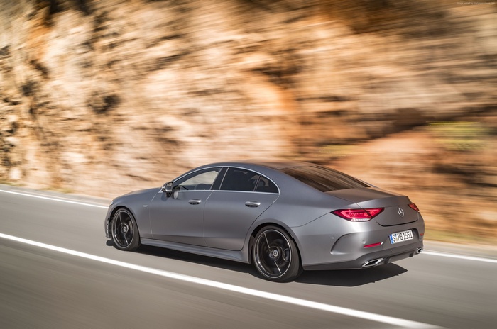 4K Mercedes-Benz CLS driving on a road