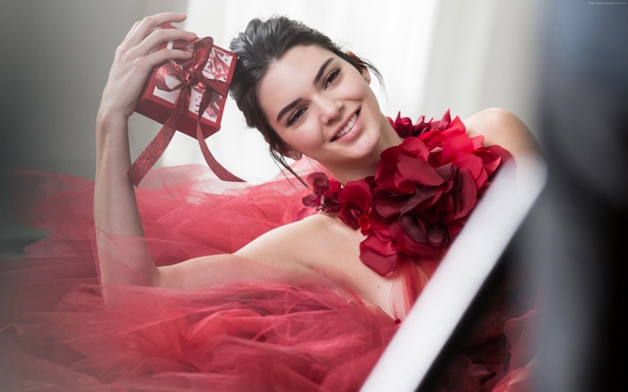 Kendall Jenner with a gift box