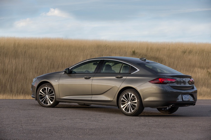 2019 Buick Regal Avenir