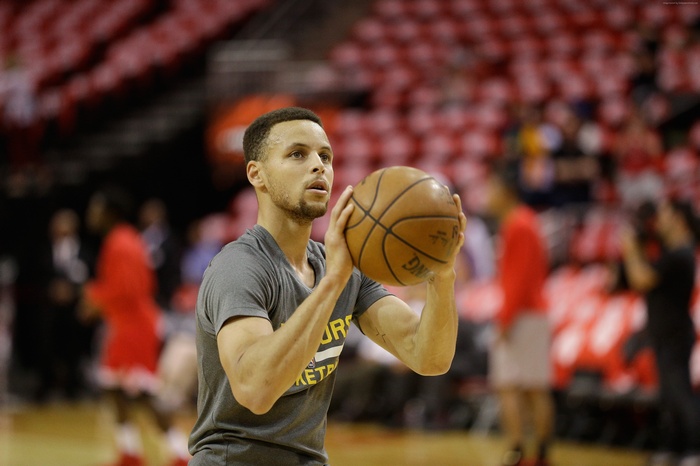 Stephen Curry of Golden State Warriors playing basketball