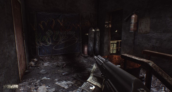 Escape from Tarkov first-person shooter screenshot