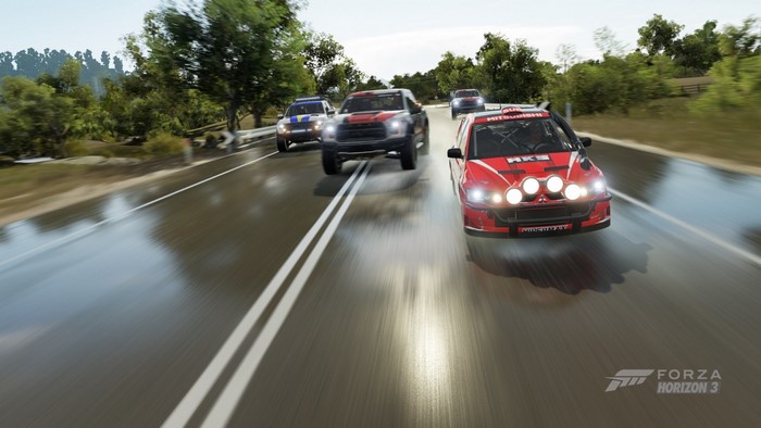 Forza Horizon 3: Rally Cars Racing on Wet Road
