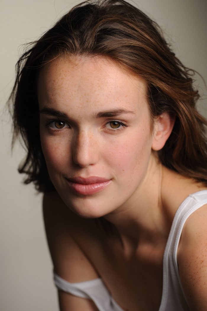 Portrait of Elizabeth Henstridge with Natural Beauty