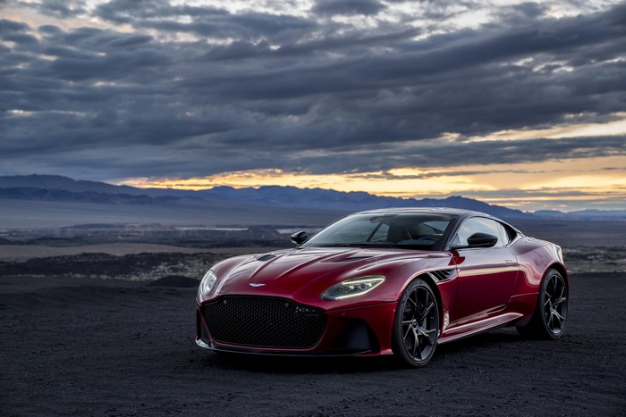 Aston Martin DBS Superleggera 4K