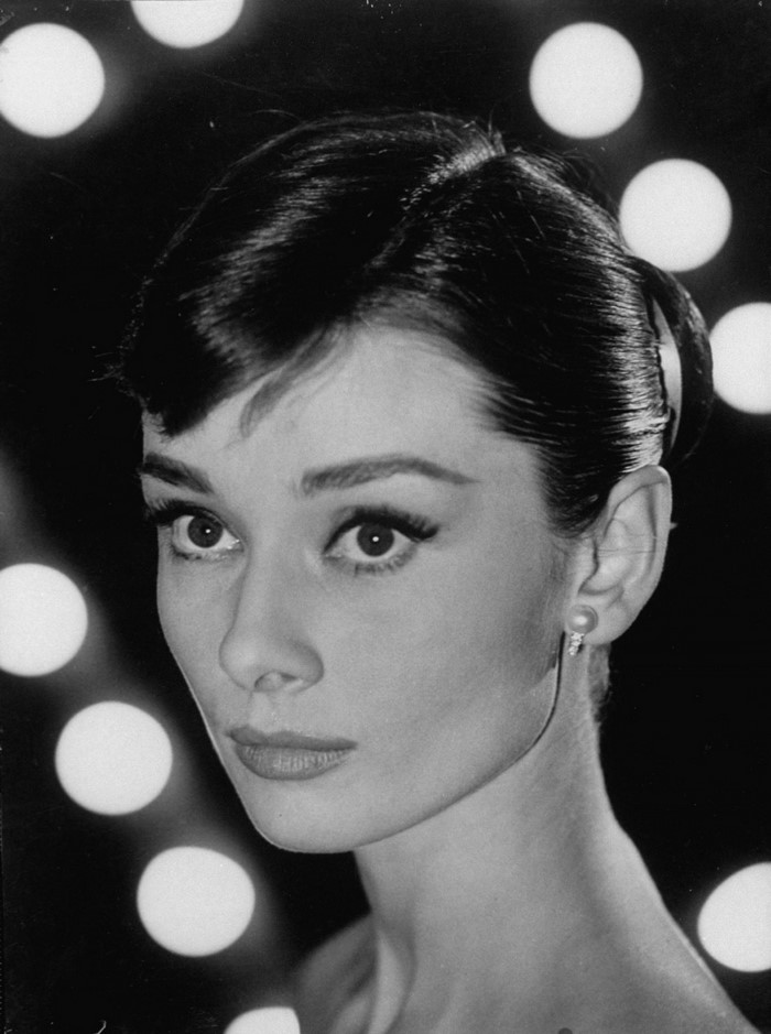 Audrey Hepburn portrait with bokeh background