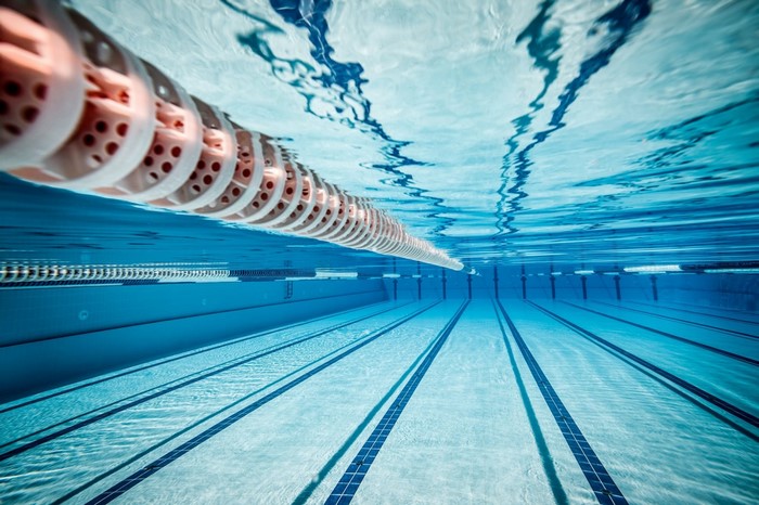 Underwater swimming pool with lane lines