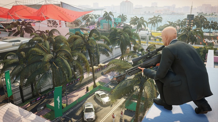 Agent 47 from Hitman 2 with a sniper rifle