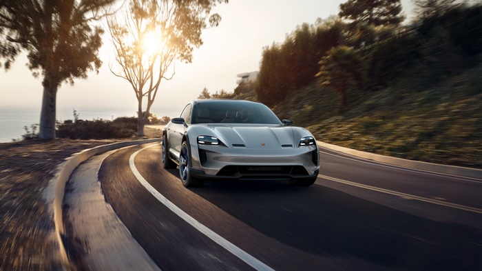 Porsche Mission E Cross Turismo 4K