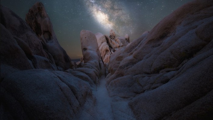 Milky Way over Joshua Tree National Park rocks