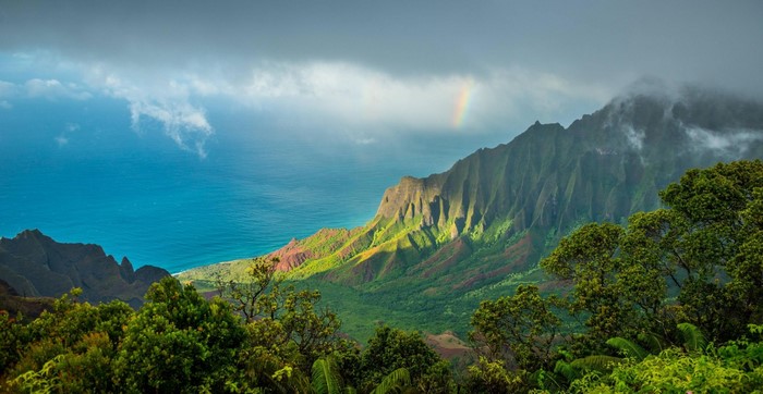 Na Pali Coast, Kauai, Hawaii with Rainbow