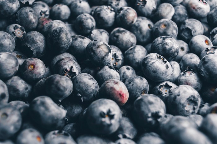 Close-up of fresh blueberries