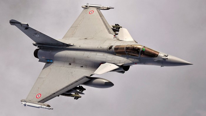 Dassault Rafale fighter jet in flight