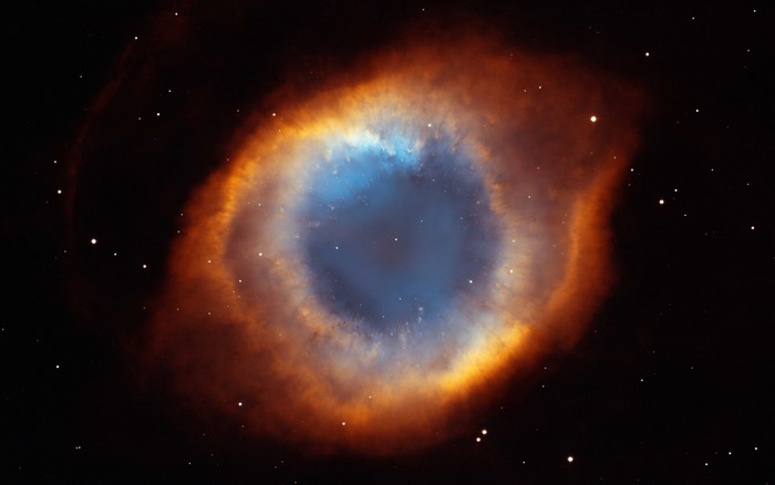 The Helix Nebula in space