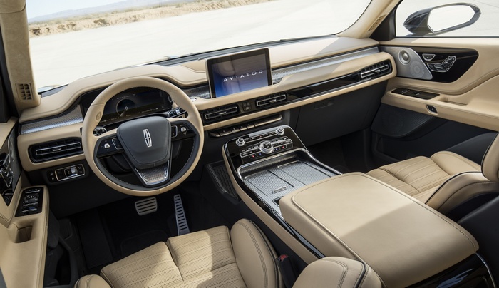 Lincoln Aviator Interior Dashboard