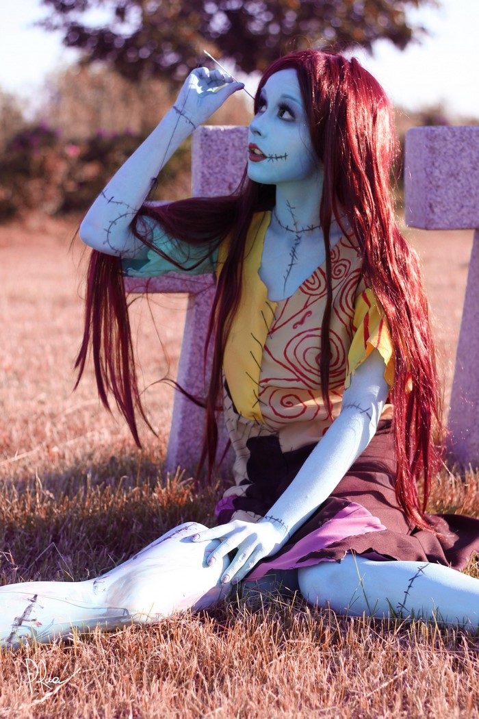 Sally from The Nightmare Before Christmas cosplay