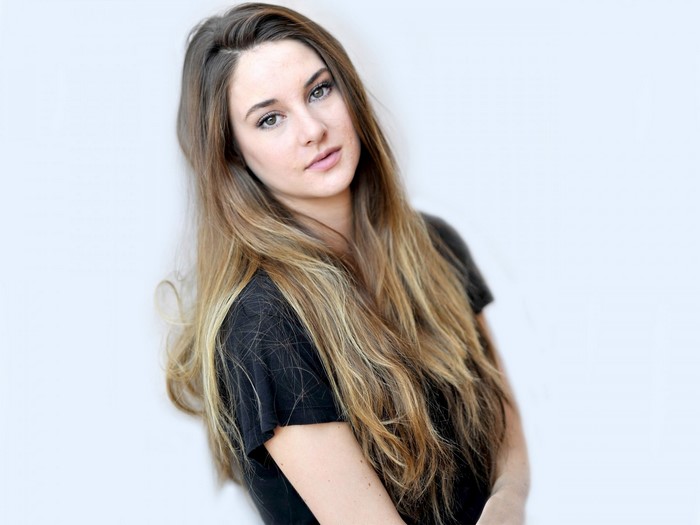 Shailene Woodley portrait with long brown hair