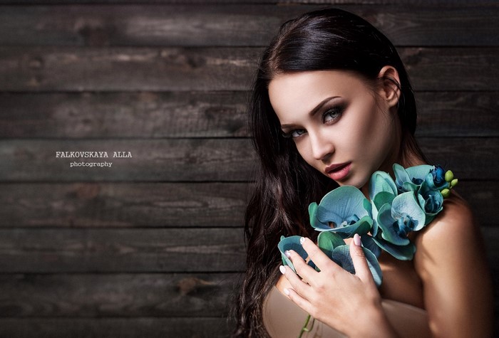 Portrait of Woman with Blue Flowers by Alla Falkovskaya